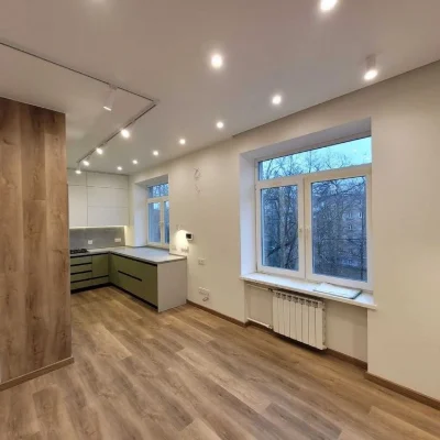 3х 95 кв, в центре, ул. Патриотическая.