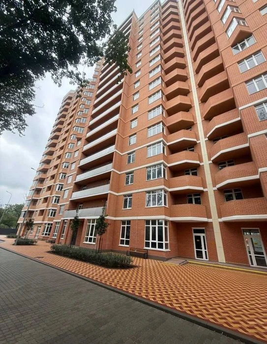 Продам 1 но комнатную в Реал Парк