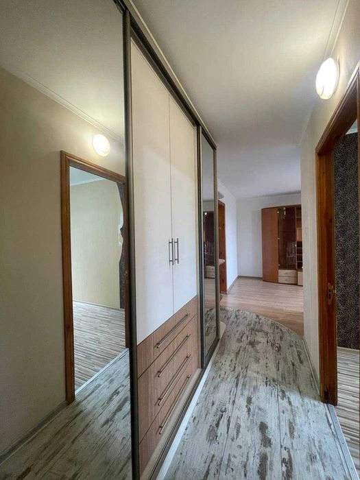 Продаж 3-кімнатної квартири на Фонтані, вул. Транспортна, 54