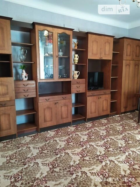 Довгострокова оренда частини будинку від посередника на вул.