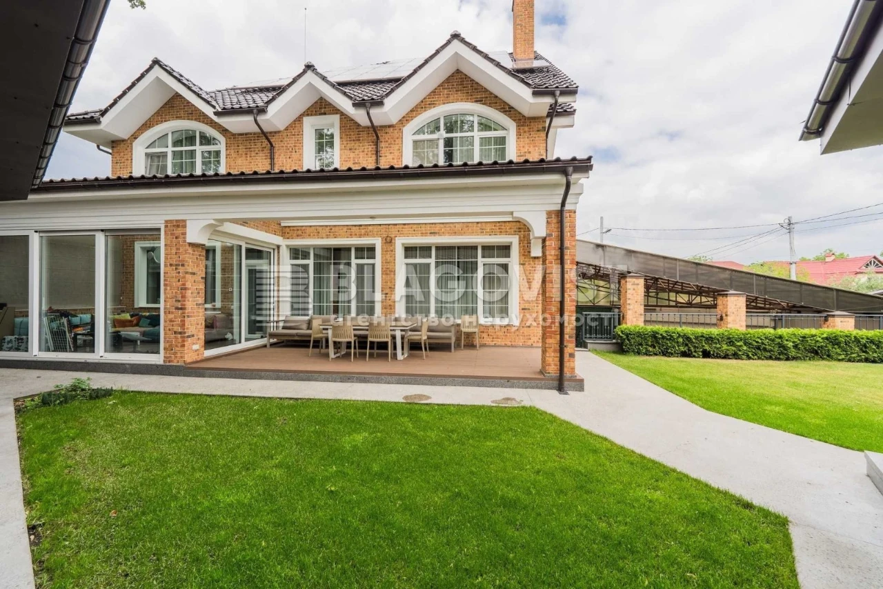 Продаж будинок Київ Канівська 33
