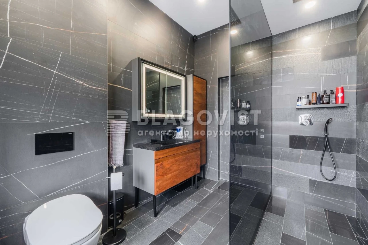 Продаж будинок Київ Канівська 33