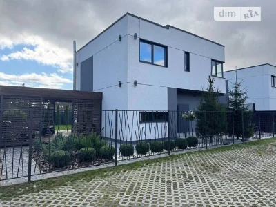 Продаж 2 поверхового будинку з верандою і ділянкою на 5.8 со
