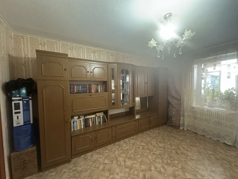 2-room apartment for sale, Morozova St.