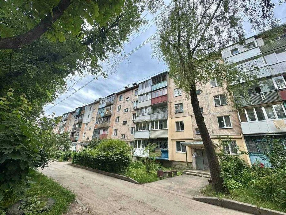 Продаж 1-кімнатної квартири на проспекті Юності