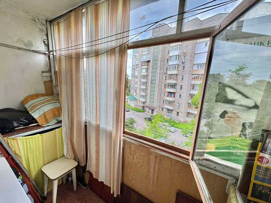 Продаж 1-кімнатної квартири на проспекті Юності