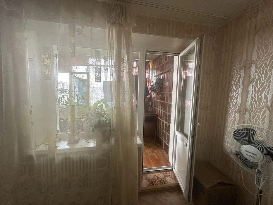Продам 2-комнатную квартиру, ул. Морозова