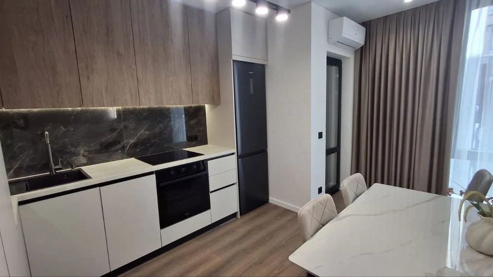 Продаж сучасної 2-кімнатної квартири в ЖК Manhattan  поруч м