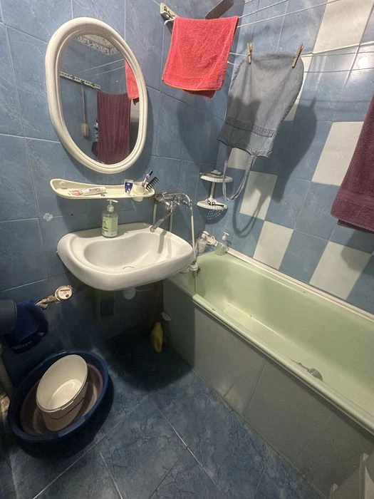 Продам 2-комнатную квартиру, ул. Морозова