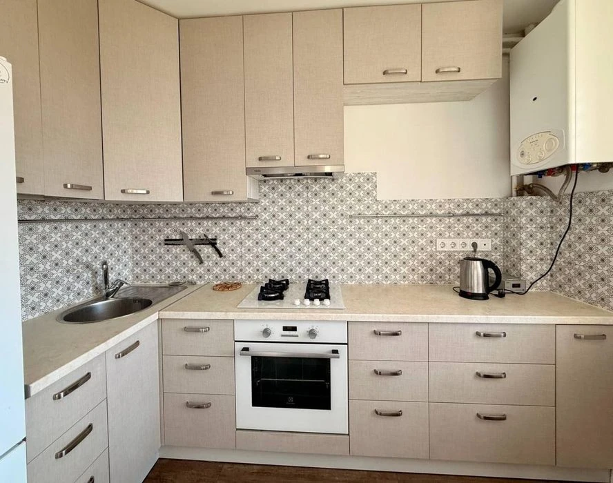 Продаж , 1 Квартира  з ремонтом в Новобудові Пулюя, Франківс
