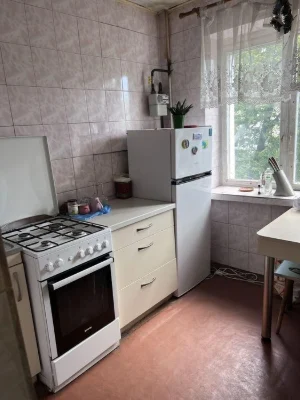 Продаж 1 кімн.квартири, цегляний будинок, Нові Будинки