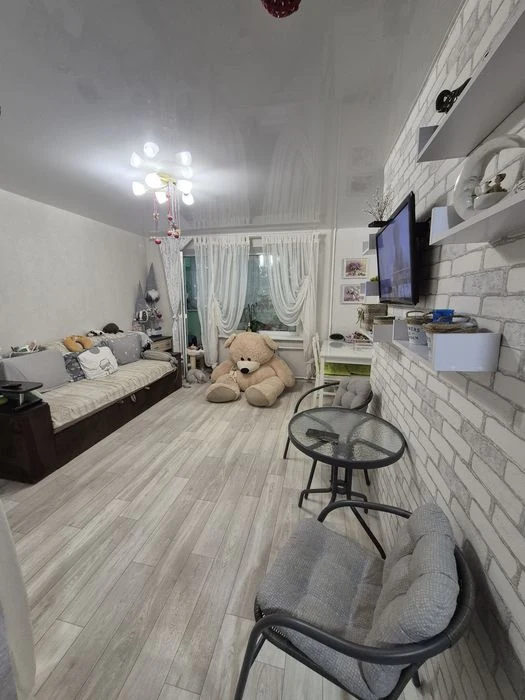 Продам 1 кімнатну квартиру, вул. Робоча