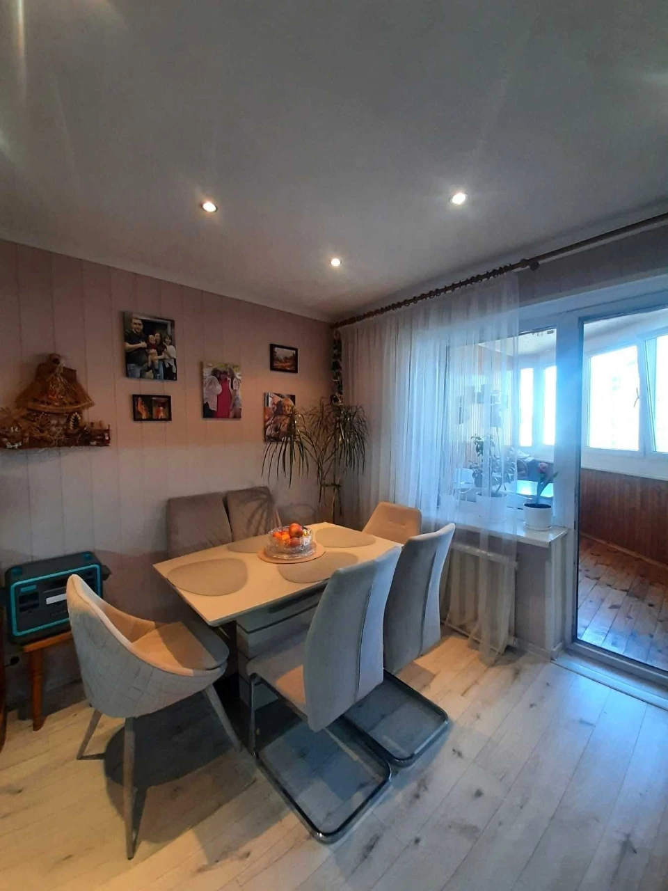 Продажа 3 к кв Деснянський, Радунська 1/10