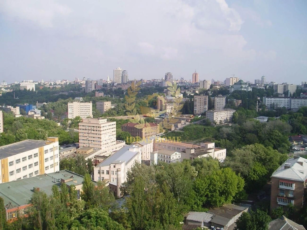 Продаж 2-кімнатної квартири на Лук'янівці, метро Лук'янівськ