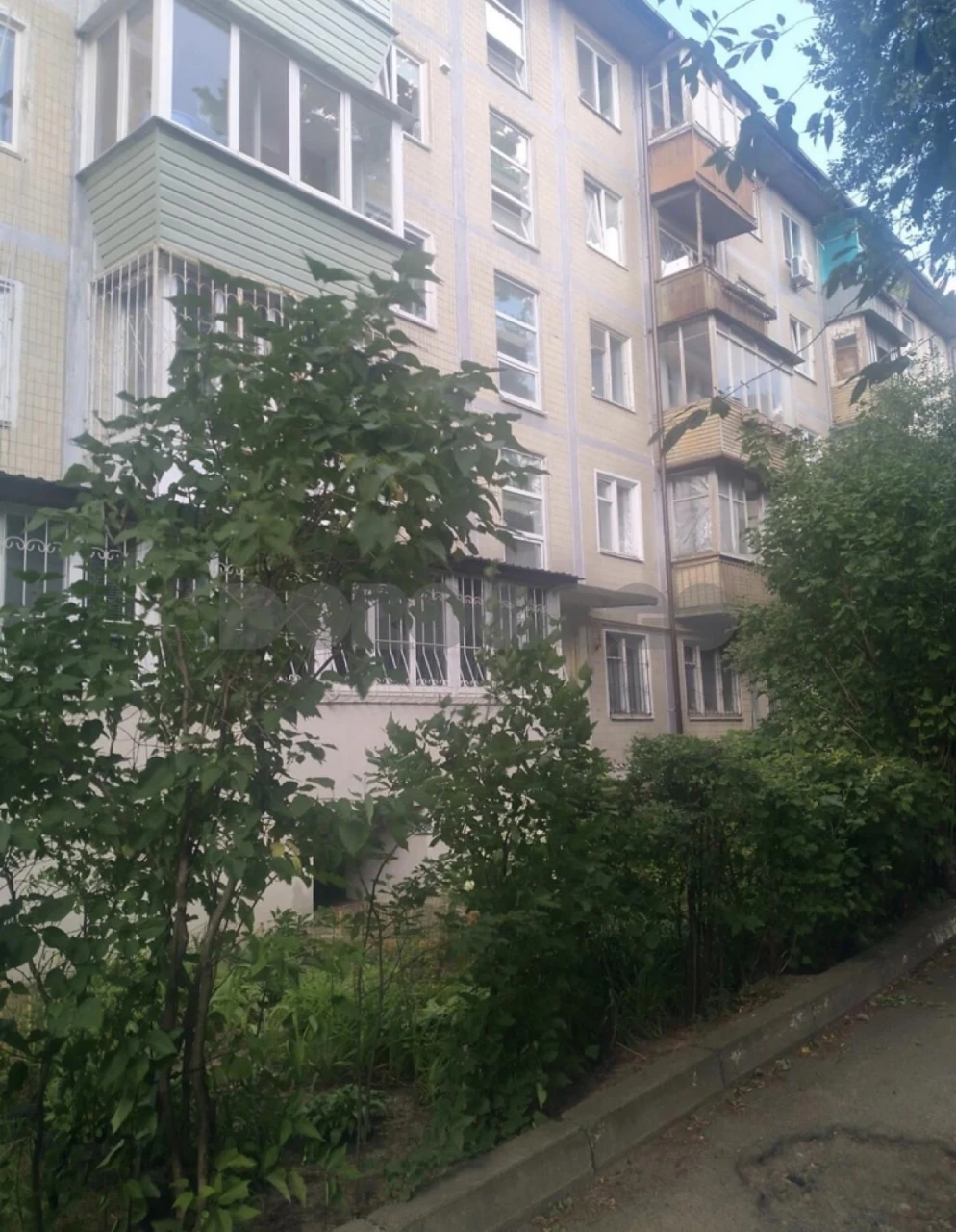 Продаж 2к квартири вул. Академіка Шалімова 13
