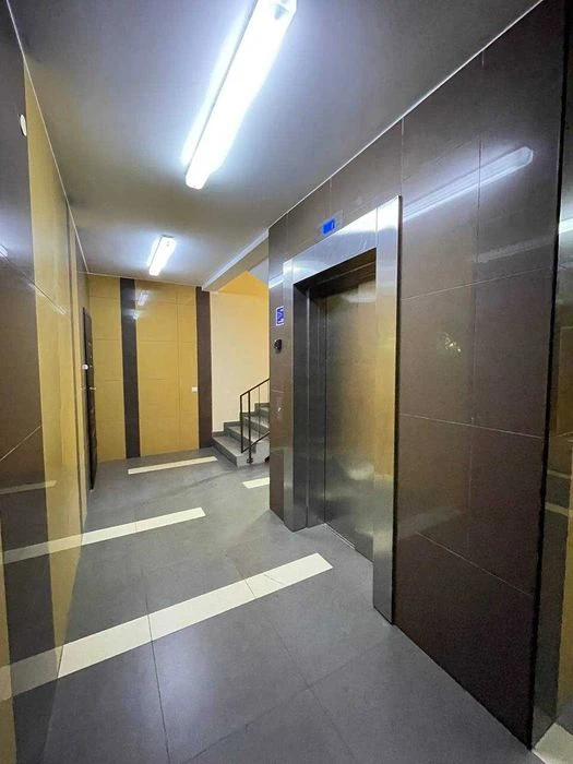 Продаж квартири, ЖК "Комфорт Таун", Дніпровський р-н, без%