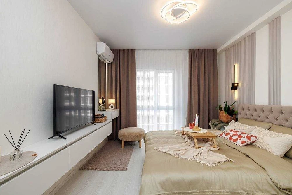 БЕЗ КОМІСІЇ | 2 кімнати 65 м² | 3 поверх | балкон на всю ква