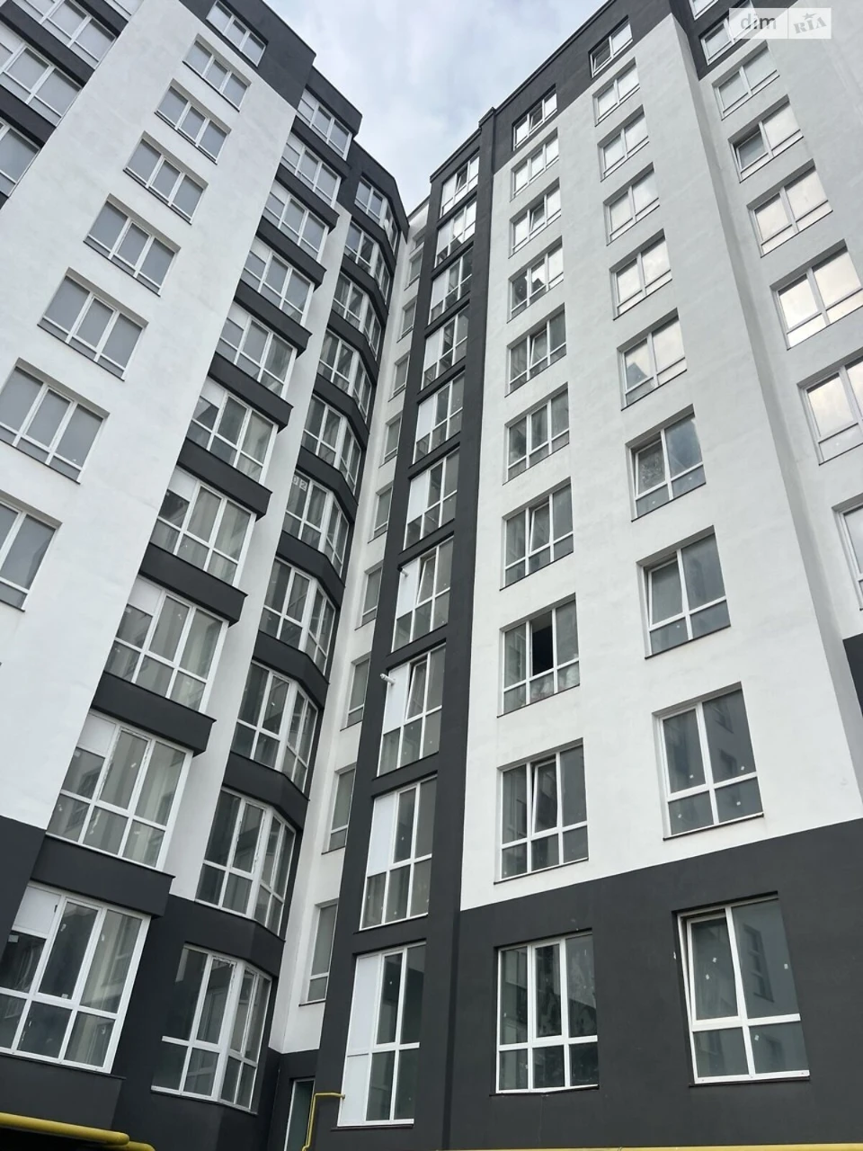 Продажа квартиры Коновальца Чорновола.
