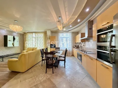 БЕЗ % Продаж 4-кімн квартири вул Круглоуніверситетська 3-5