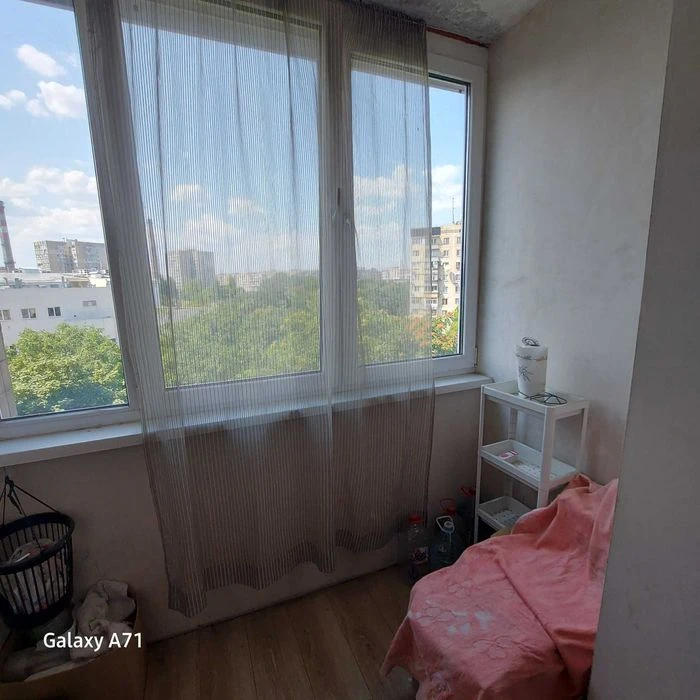 Продам 3-х комнатную на Таирова возле Формы