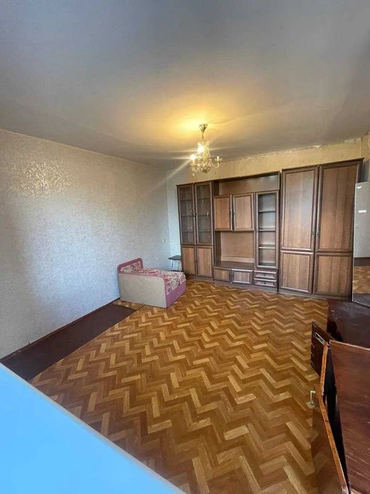 Продам квартиру на Слободке, ул. Ядова.