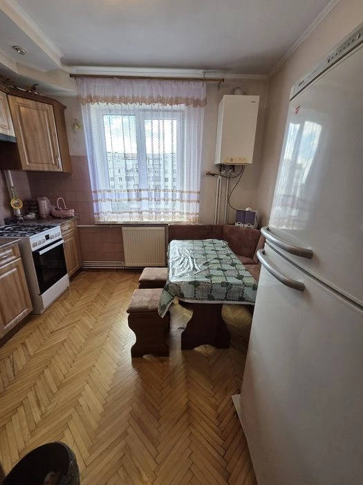 Продаж 3х кім квартири Каскад