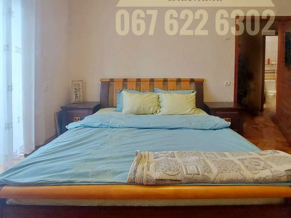 Apartment. Dnipro, Dmytra Yavornytskyi Ave. (Karl Marx)