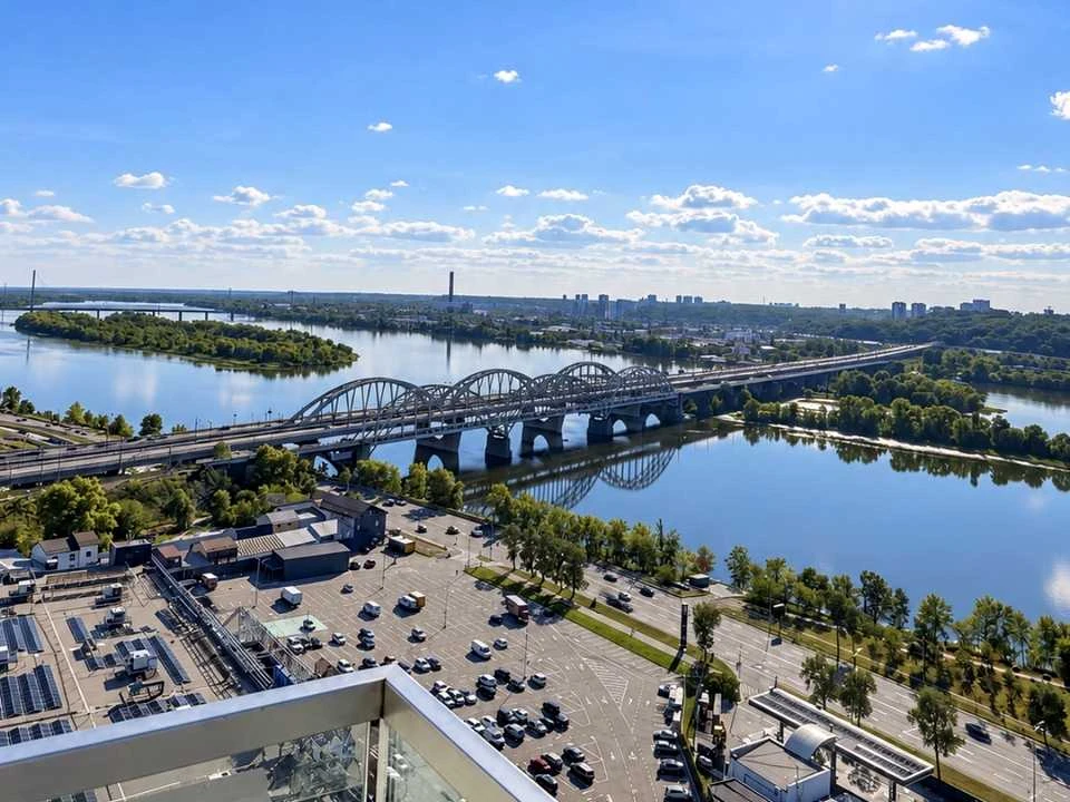 Квартира. Київ, Березняківська вул.