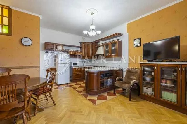 2К Старонаводницька 6Б Печерськ Історичний Центр