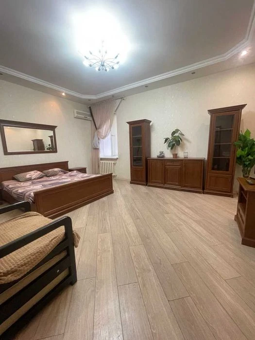 Продам 2-комнатную квартиру пер. Некрасова, Центр, Приморски