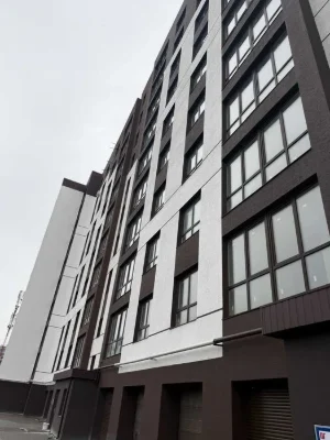 продаж готової 1-кім квартири  біля озера