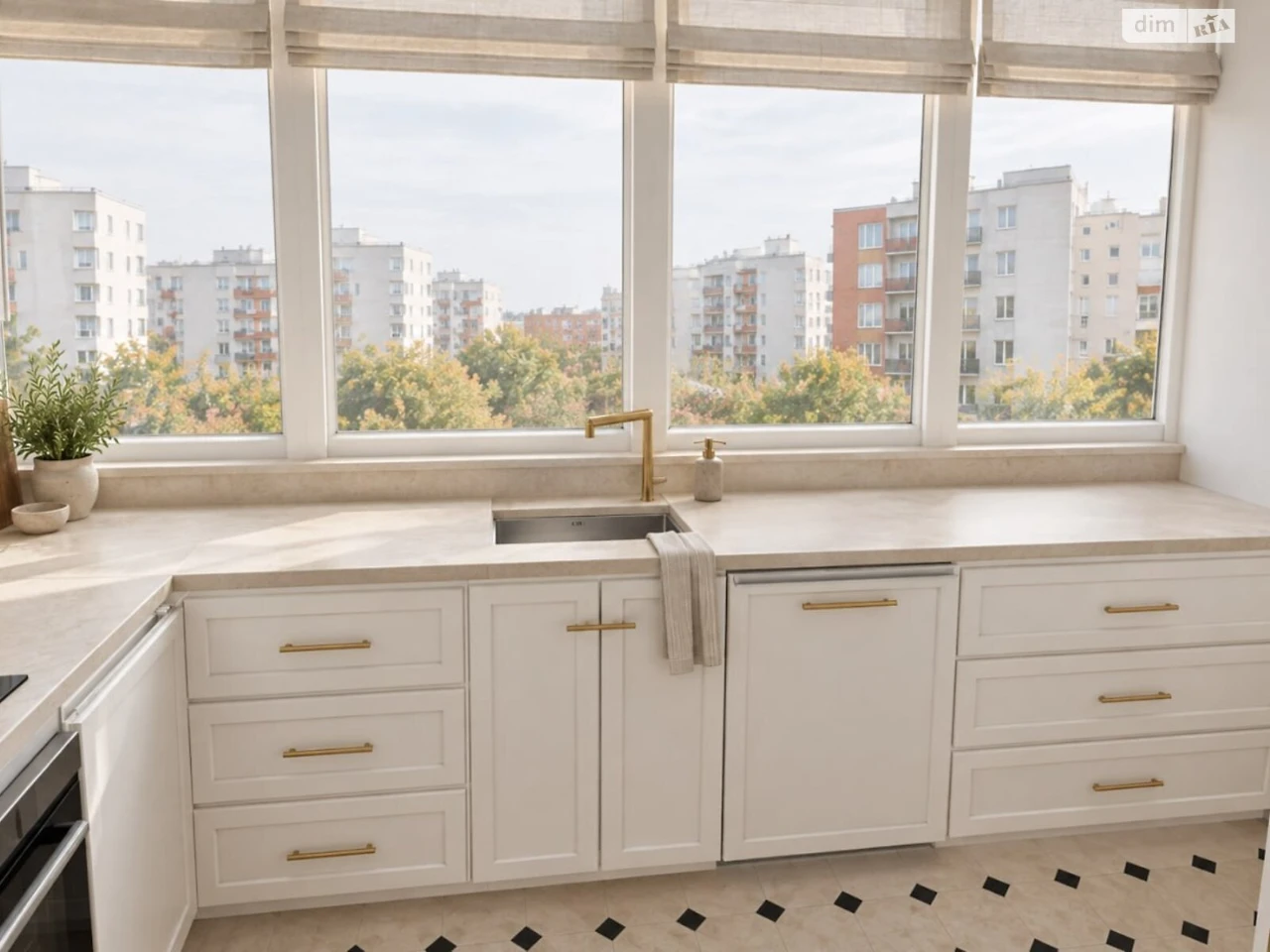 Продаж Квартира Виставка