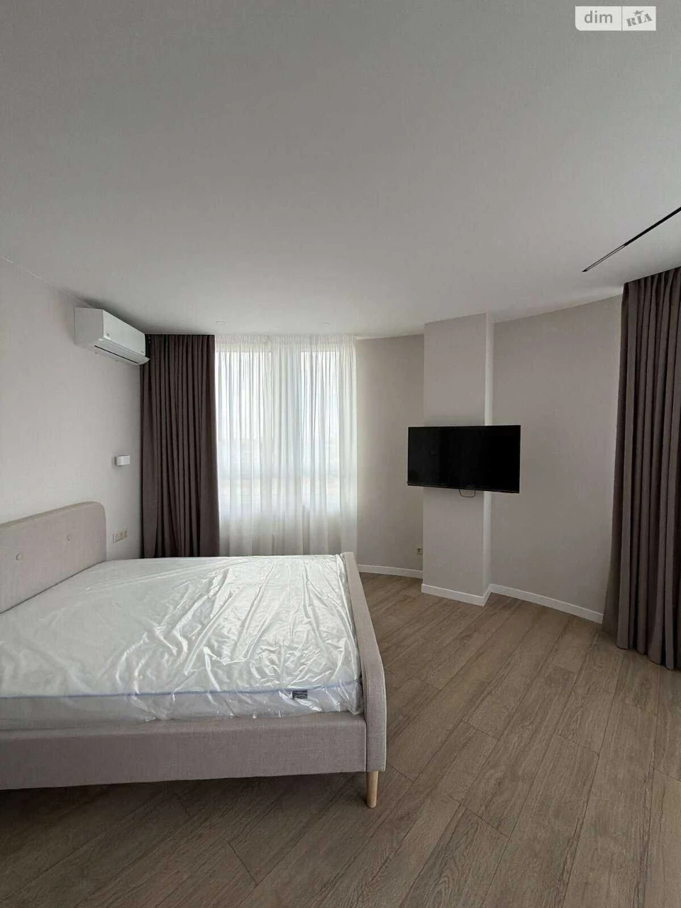 Перша оренда 1к квартири ЖК Республіка, Теремки
