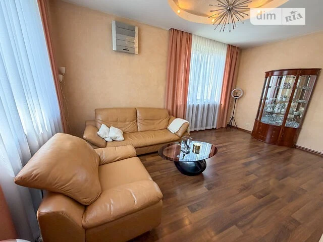 Without % 3 bedrooms + kitchen-living room Pechersk Lybidska Druzhby N