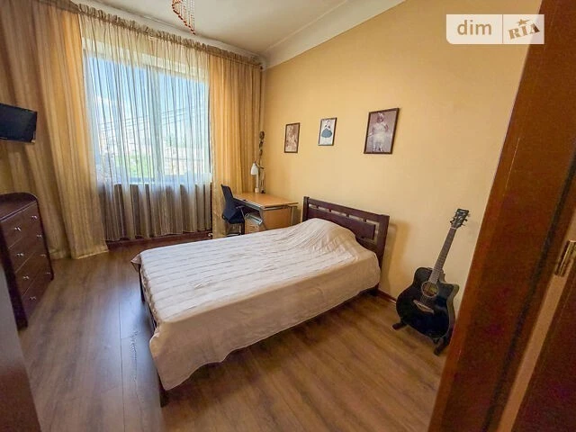 Without % 3 bedrooms + kitchen-living room Pechersk Lybidska Druzhby N