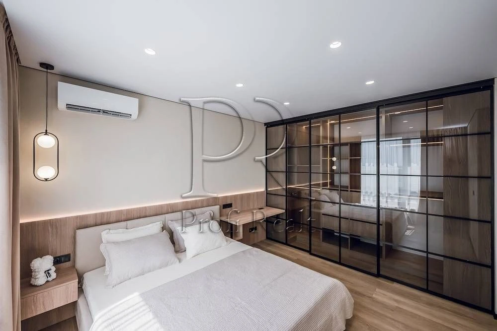 For sale 1 room apartment NEW REPAIR VIDOVA ZhK KUB29 Bereznyaki/Ru