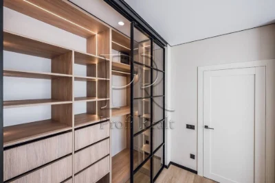 For sale 1 room apartment NEW REPAIR VIDOVA ZhK KUB29 Bereznyaki/Ru