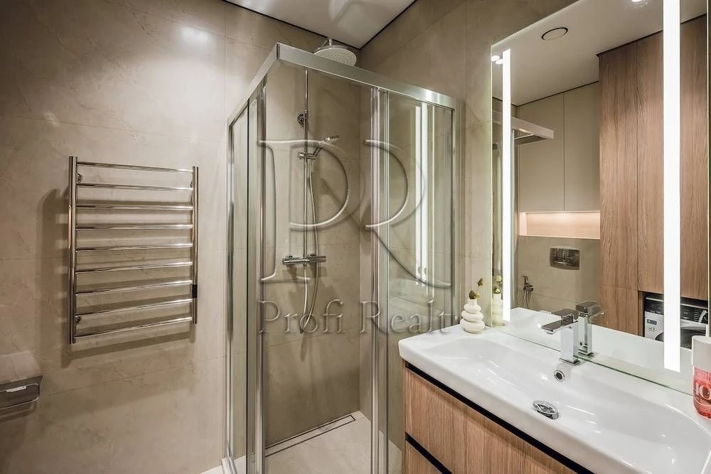 For sale 1 room apartment NEW REPAIR VIDOVA ZhK KUB29 Bereznyaki/Ru