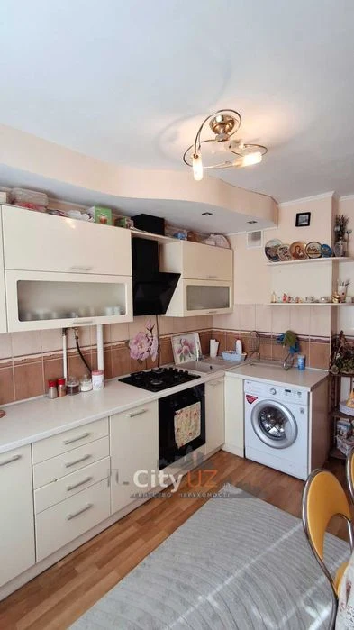 Продаж просторої квартири