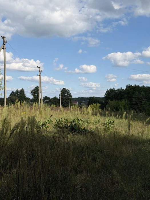 Продам Ділянку в мальовничому місці