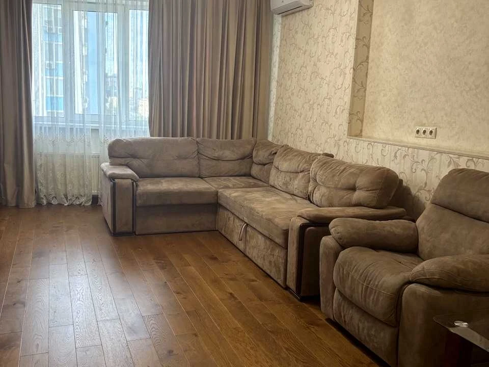Квартира. Київ, Оболонський просп., 1к