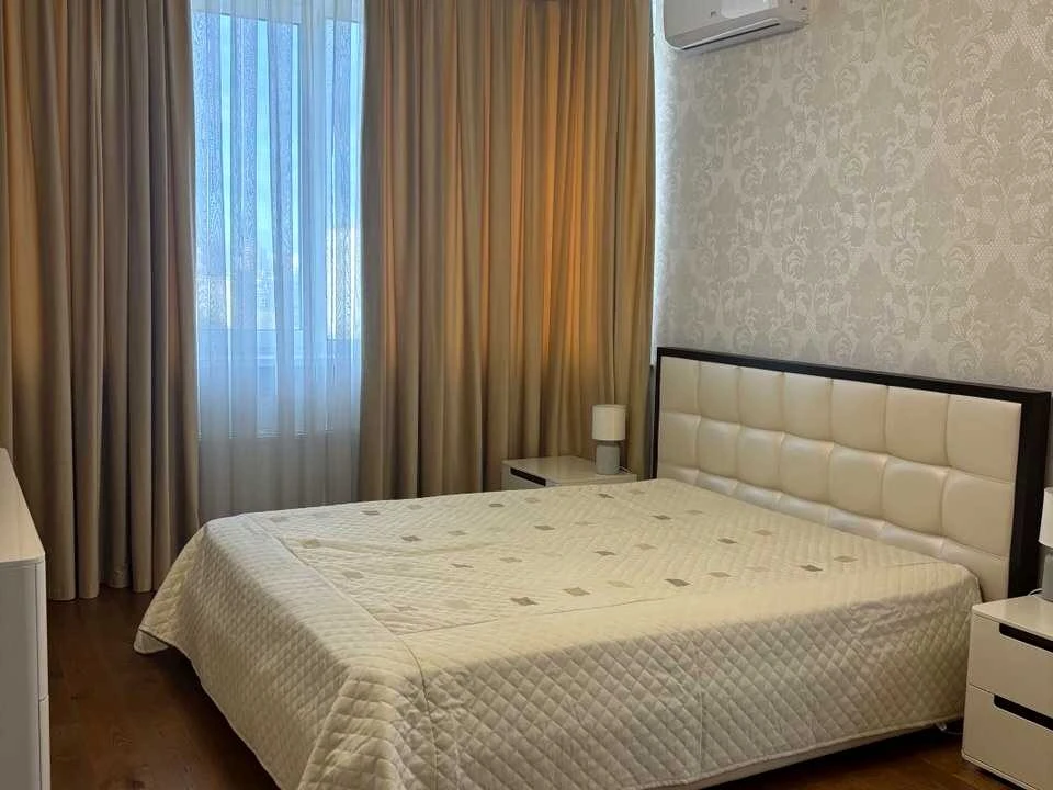 Квартира. Київ, Оболонський просп., 1к