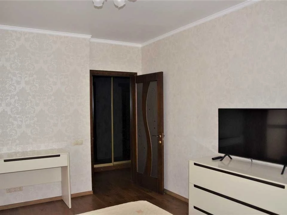 Квартира. Київ, Оболонський просп., 1к