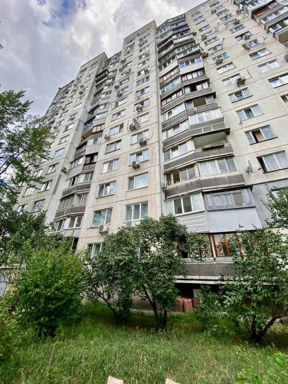 Пантелеймона Куліша 19, сучасна 1к, м Лівобережна, низькі ко