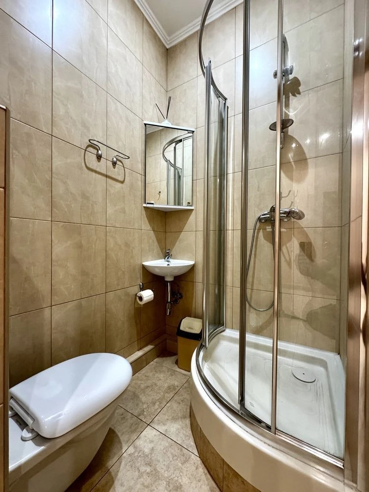 Оренда 2-кімнатна квартира 72 м² з паркінгом | Джакузі | 2 с