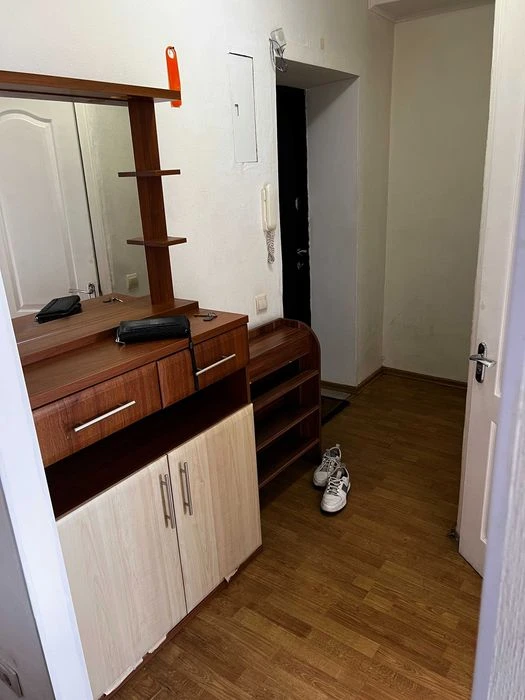 Продаж 2к квартири 44 кв. м на вул. Казимира Малевича 111. Б
