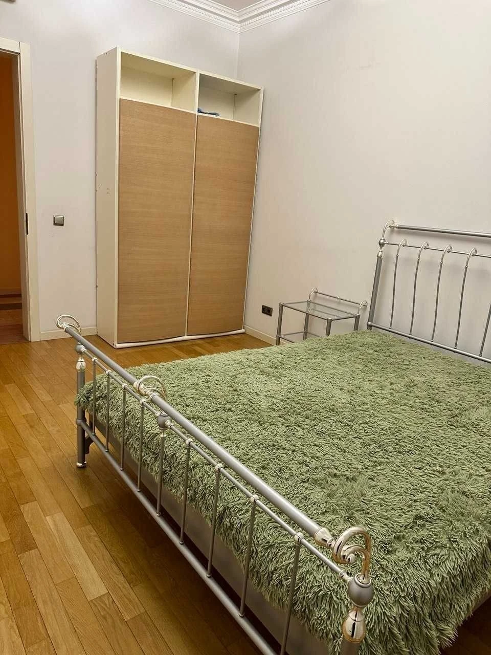 Оренда квартири Дмитрівська. 13а