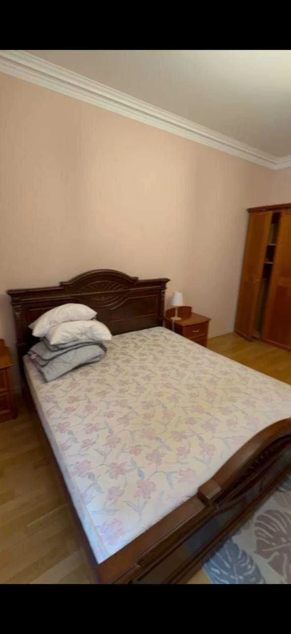 Оренда квартири Дмитрівська. 13а