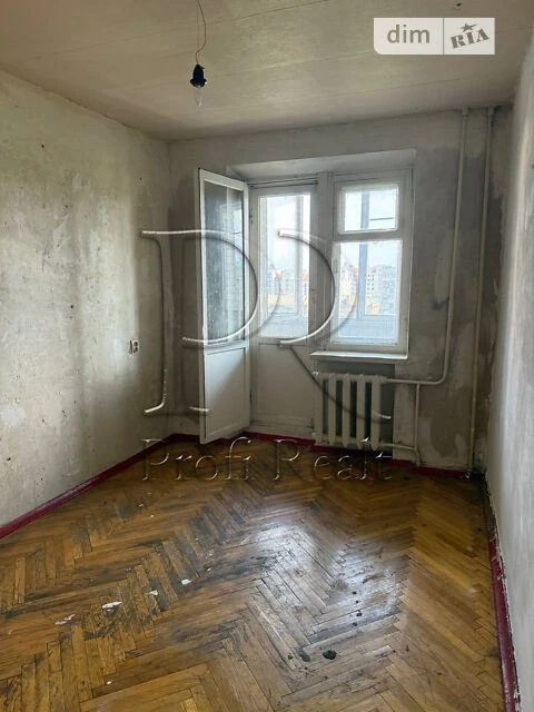 Sale of 3-room apartment 61.2 sq. m. on Obolonska Street 25 • ID 346