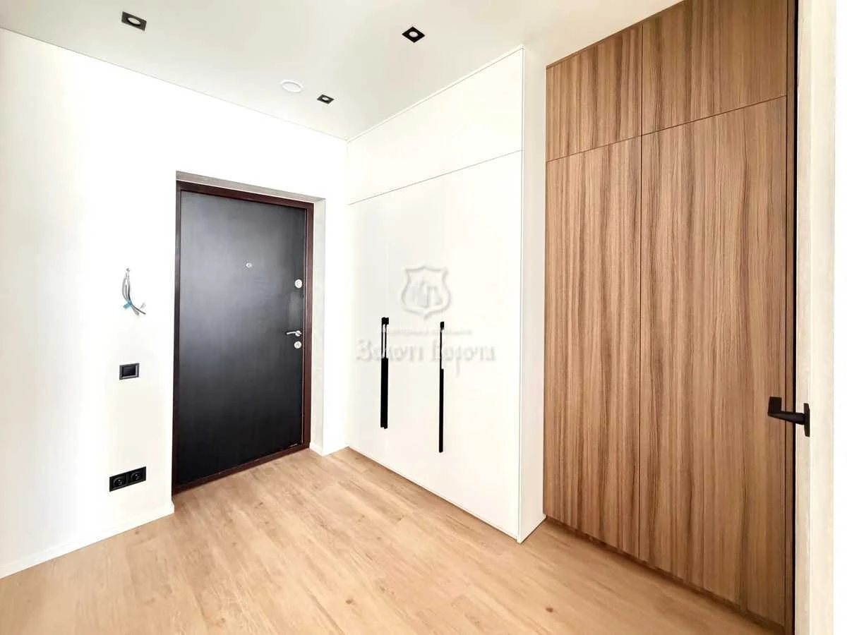 Продаж 1-кімнатної квартири 42.6 м², Родини Крістерів, 14б
